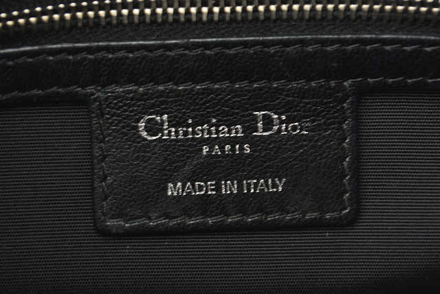 クリスチャン・ディオール　Dior